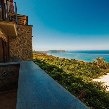 الشقق الفندقية كابريوليفي  Residenza Golfo Degli Ulivi المظهر الخارجي الصورة
