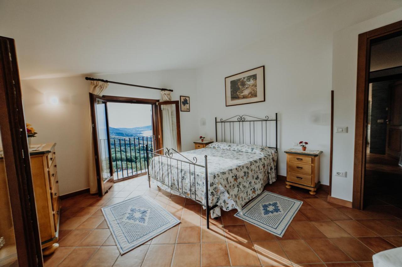 الشقق الفندقية كابريوليفي  Residenza Golfo Degli Ulivi المظهر الخارجي الصورة