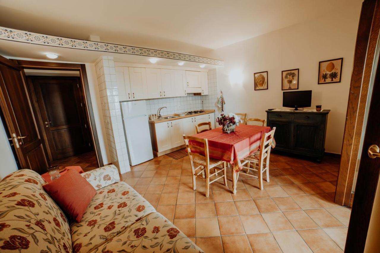 الشقق الفندقية كابريوليفي  Residenza Golfo Degli Ulivi المظهر الخارجي الصورة