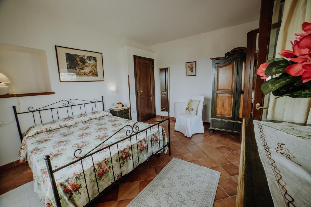 الشقق الفندقية كابريوليفي  Residenza Golfo Degli Ulivi المظهر الخارجي الصورة