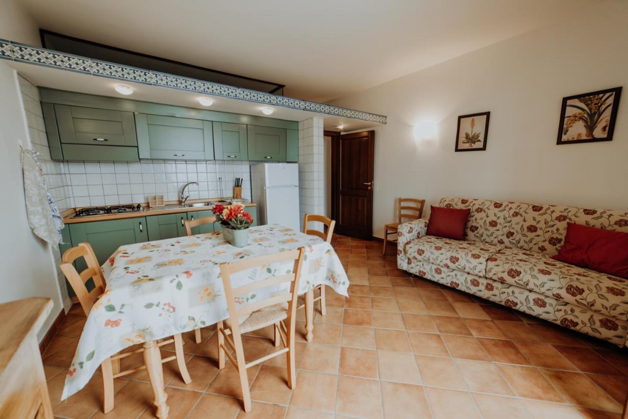 الشقق الفندقية كابريوليفي  Residenza Golfo Degli Ulivi المظهر الخارجي الصورة