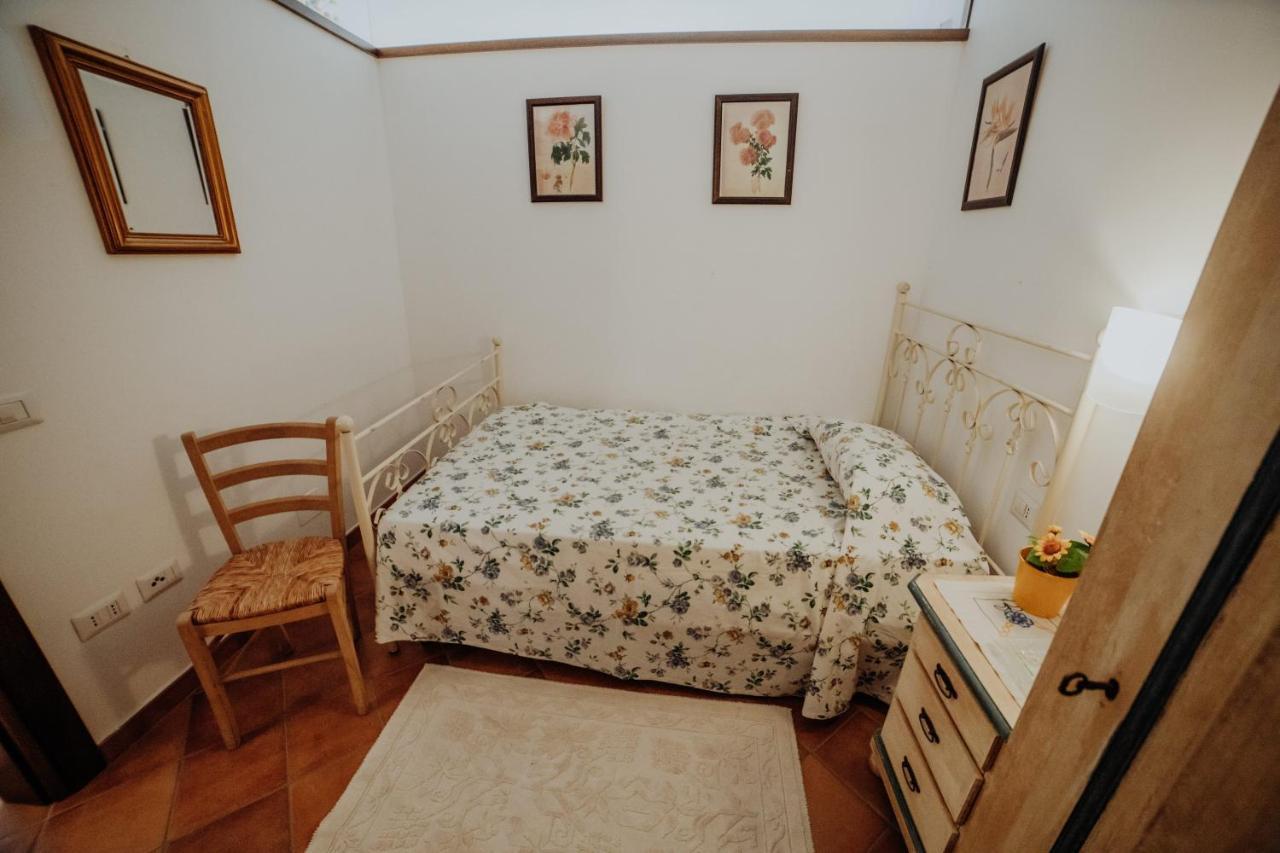 الشقق الفندقية كابريوليفي  Residenza Golfo Degli Ulivi المظهر الخارجي الصورة