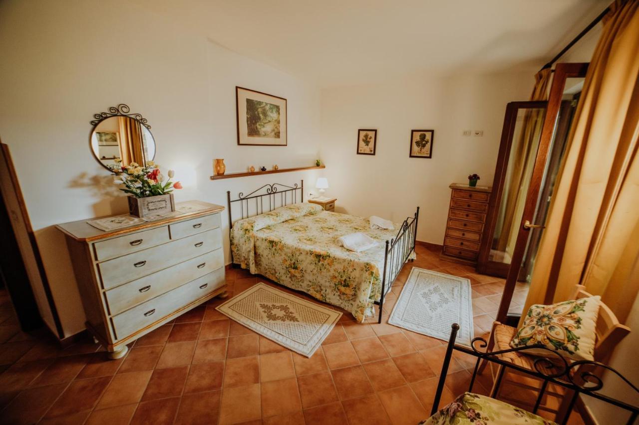 الشقق الفندقية كابريوليفي  Residenza Golfo Degli Ulivi المظهر الخارجي الصورة