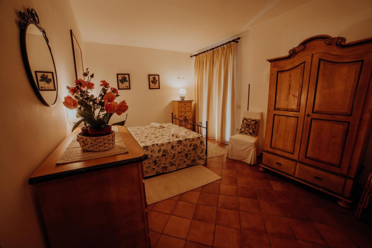 الشقق الفندقية كابريوليفي  Residenza Golfo Degli Ulivi المظهر الخارجي الصورة