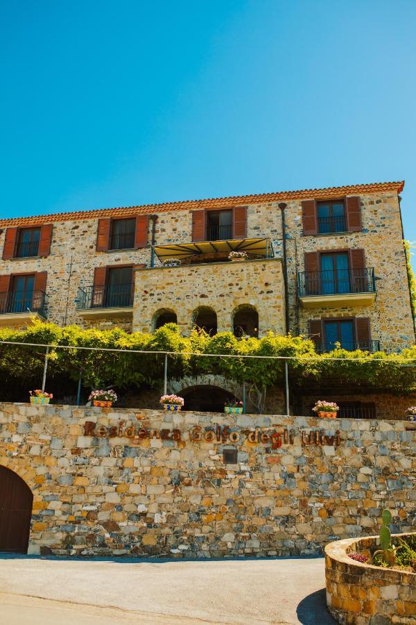 الشقق الفندقية كابريوليفي  Residenza Golfo Degli Ulivi المظهر الخارجي الصورة